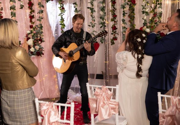 Chesney Hawkes on Hollyoaks
