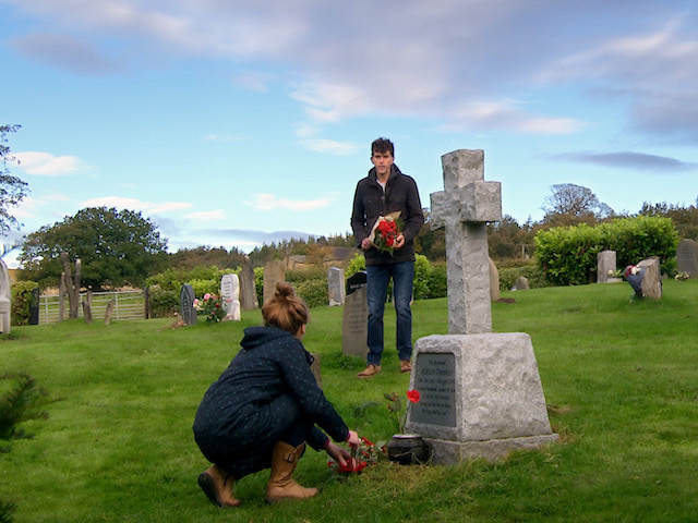 Laurel and Marlon on Emmerdale on December 22, 2020