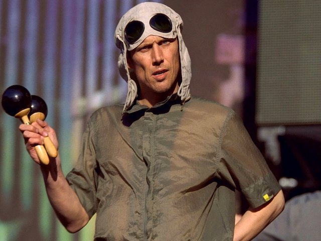 Bez pictured on July 16, 2000