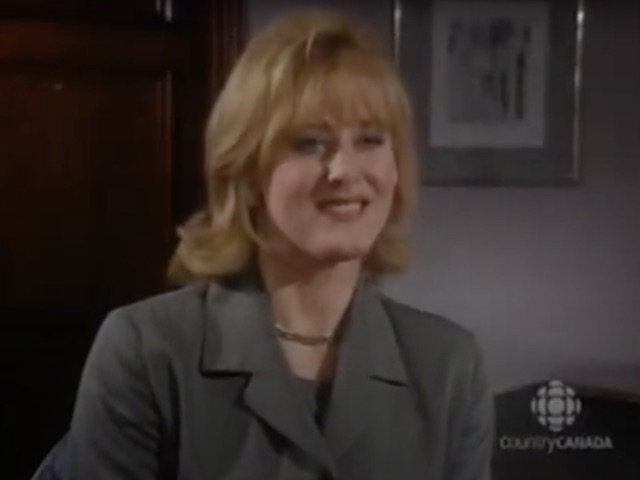 Raquel on Coronation Street on November 11, 1996