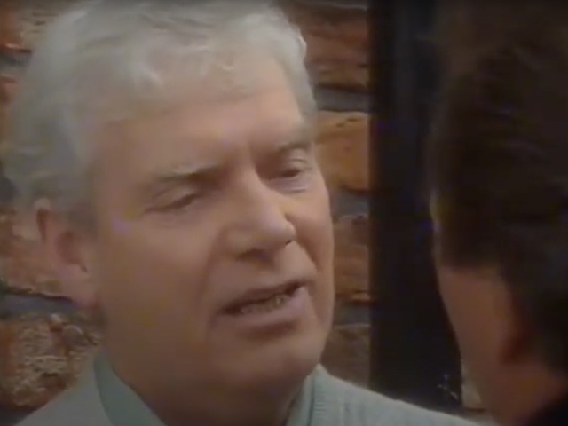 Don confronts Mike on Coronation Street on April 2, 1997