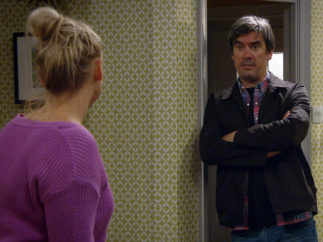 Tracy and Cain on Emmerdale on October 1, 2020