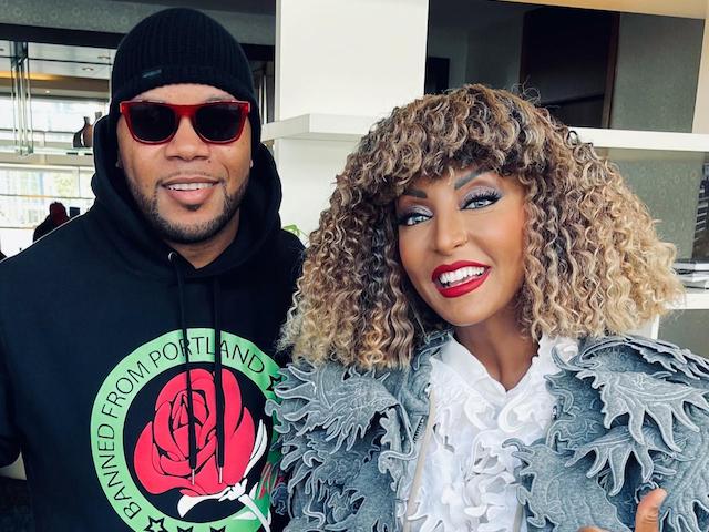 Flo Rida and Senhit
