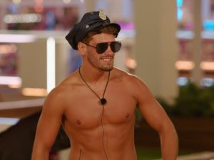 Jacques O'Neill for Love Island