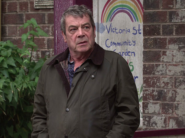 Scott and Johnny on Coronation Street on October 14, 2020