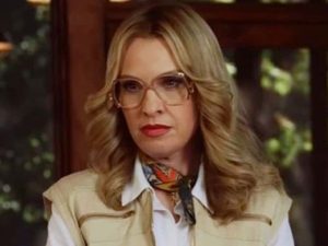 Leslie Grossman