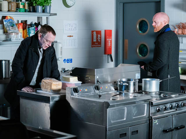 Ian Beale, Max Branning