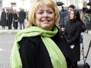 Lynda Baron pictured on March 3, 2006