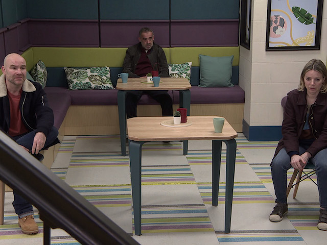 The residents learn that Ray's development can go ahead on Coronation Street on January 4, 2021