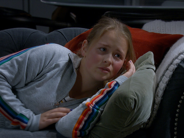 Liv and Paul on Emmerdale on December 3, 2020