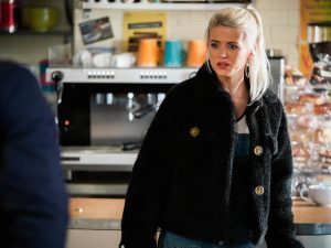 Isaac, Lola Pearce