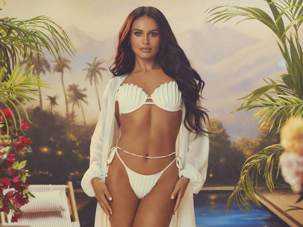 Olivia Hawkins for Love Island