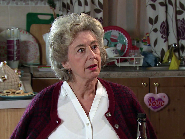 Evelyn considers Arthur's proposal on Coronation Street on January 4, 2021