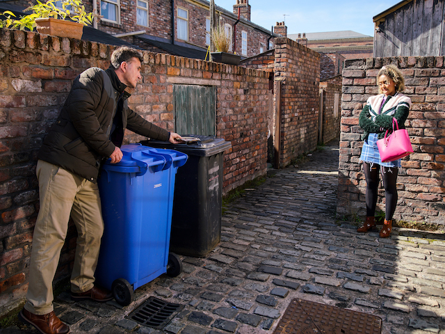 Scott and Emma on Coronation Street on October 30, 2020