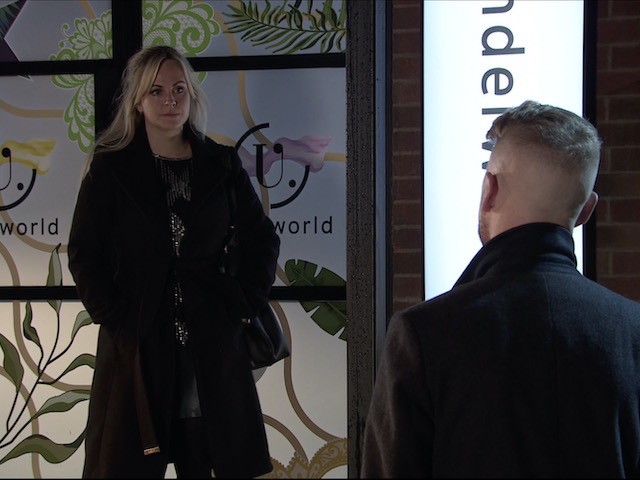 Gary and Sarah on Coronation Street on December 18, 2020