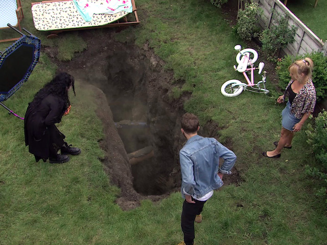 Shona, Nina and the Platts on Coronation Street on September 11, 2020