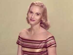 Eva Marie Saint pictured in 1957