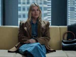 Sienna Miller as Carla Duval in WAR S01E05