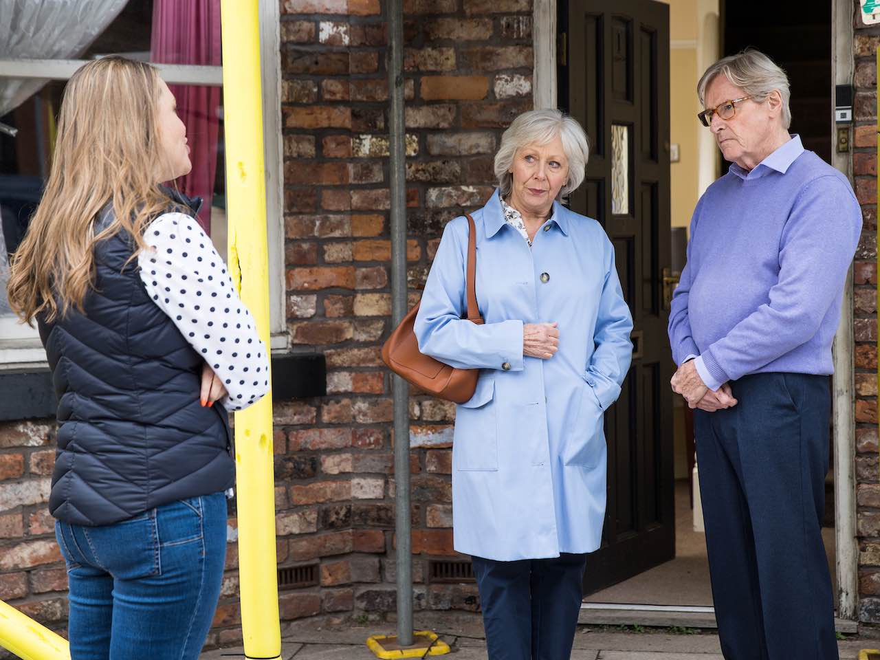 Tracy, Wendy and Ken on Coronation Street on July 18, 2022