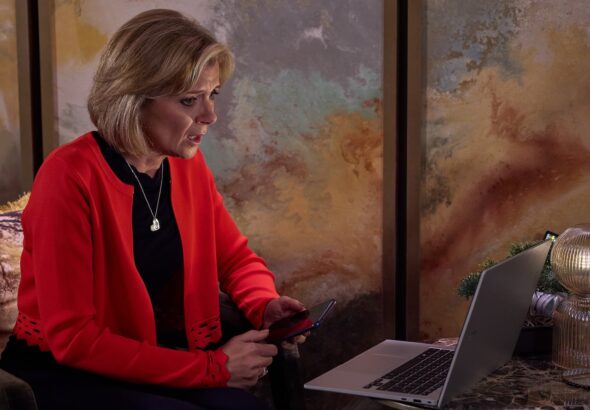 Leanne looks at Rowan's laptop on Coronation Street on September 4, 2024