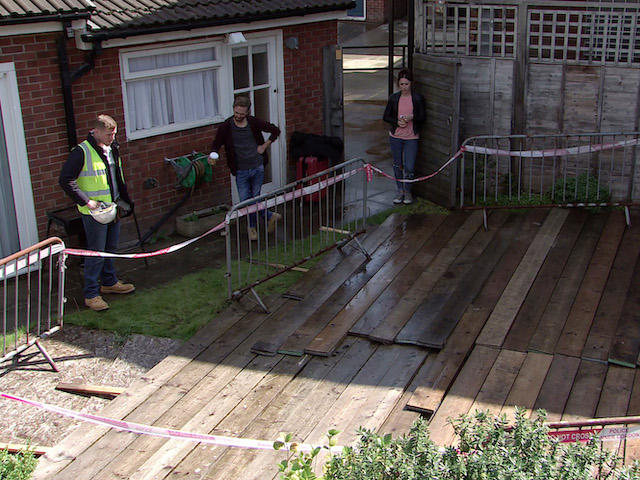 Leo, David and Shona on Coronation Street on October 25, 2021