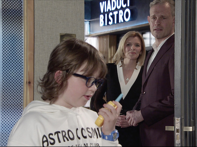 Nick and Sam on Coronation Street on December 26, 2021