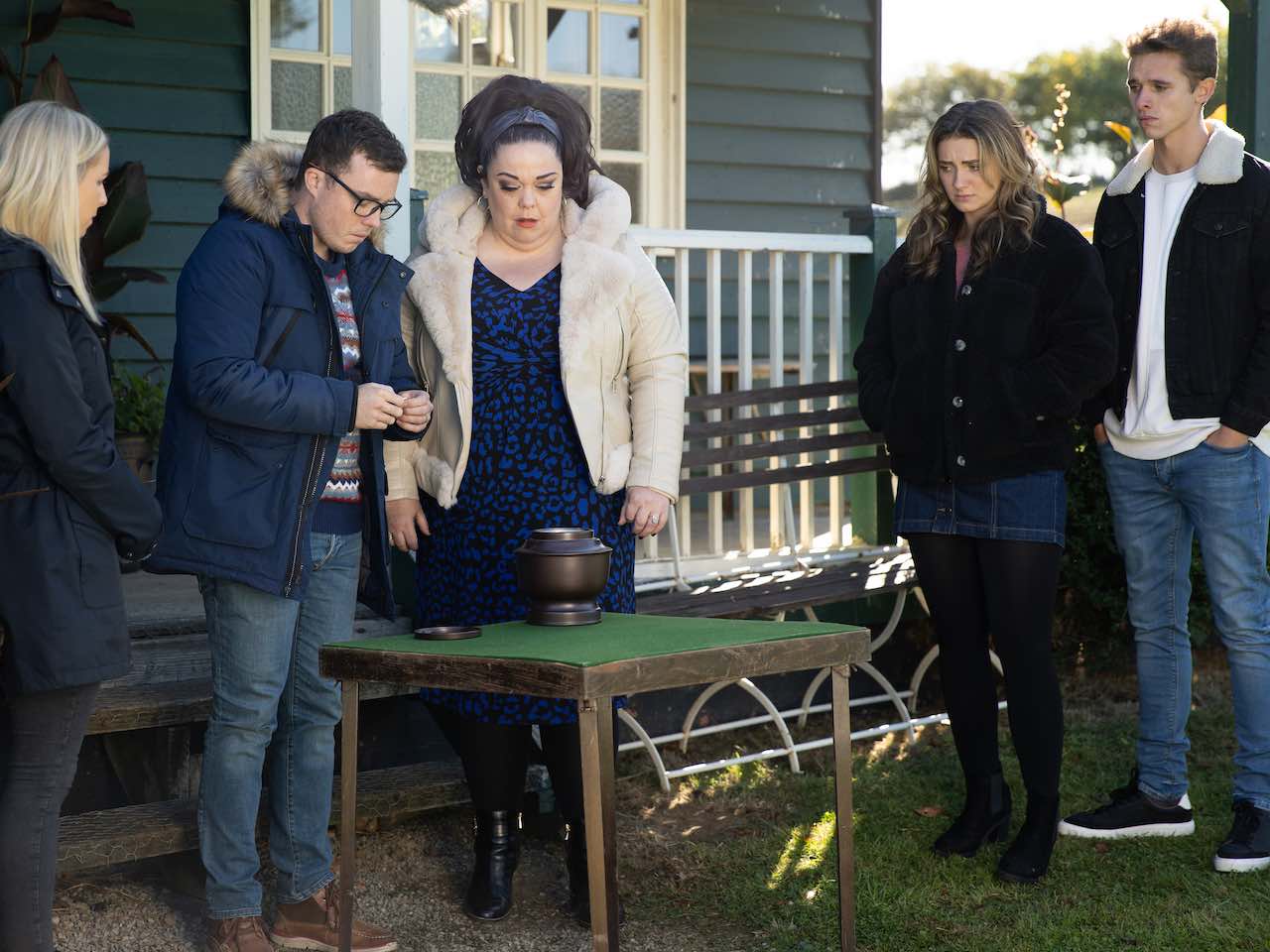 Vinny and Mandy prepare to scatter Liv's ashes on Emmerdale on November 15, 2022