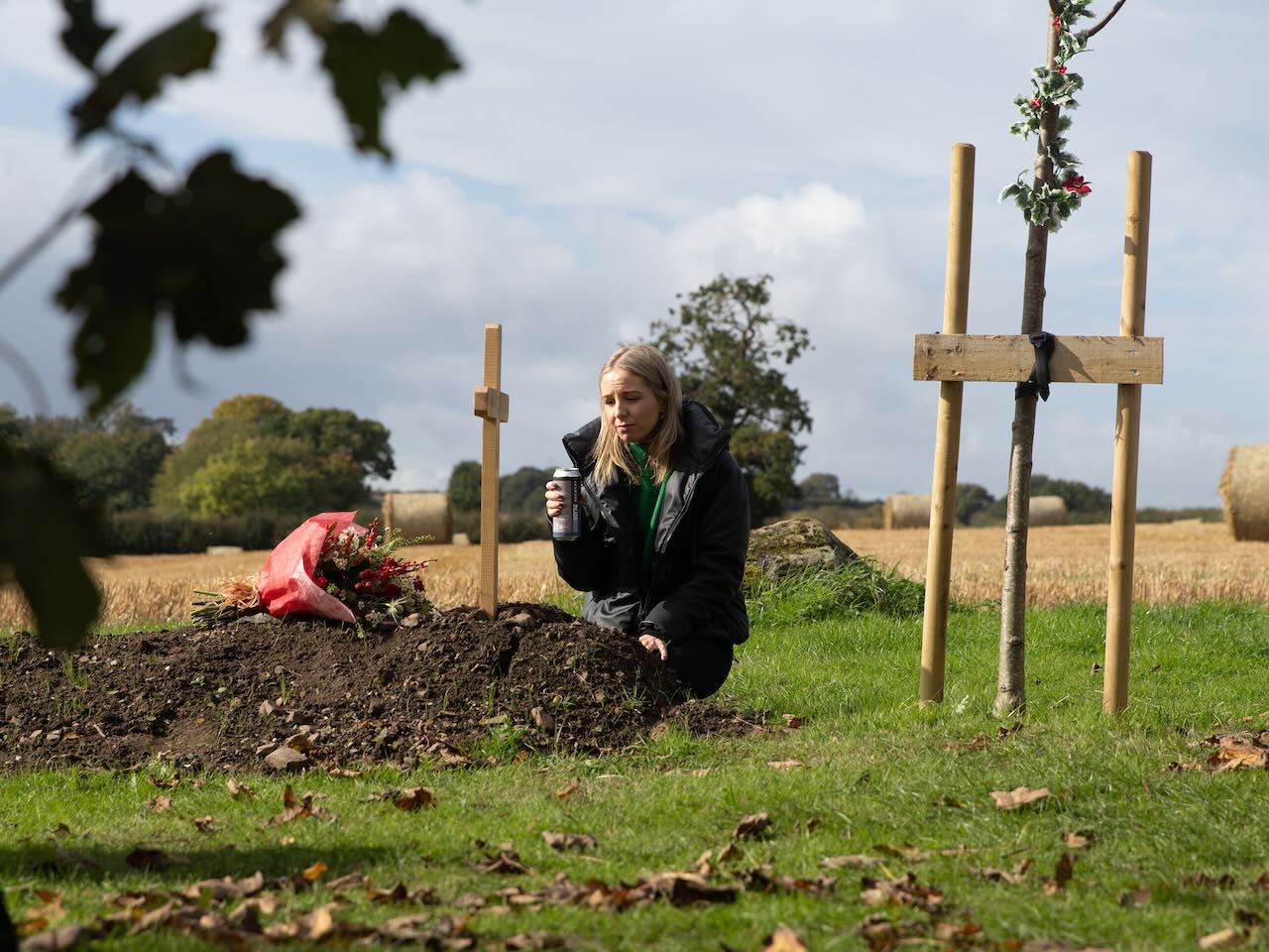 Belle at Zak's grave on Emmerdale on December 25, 2024